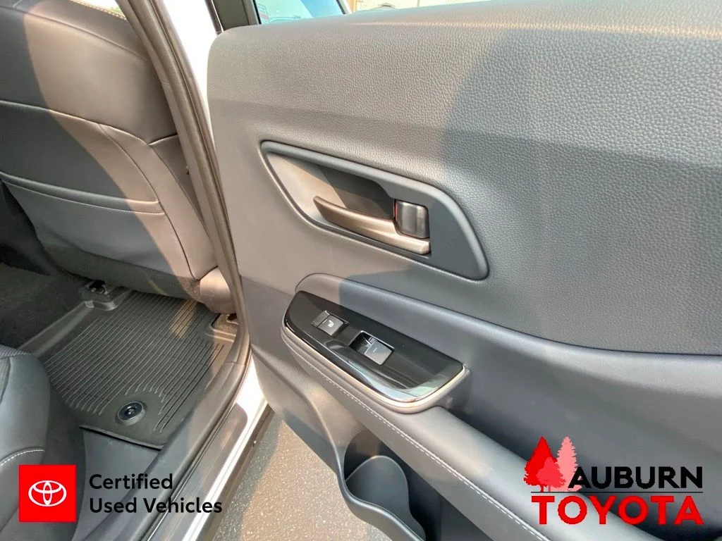 Certified Used 2026 Oxygen White Toyota XLE image 15