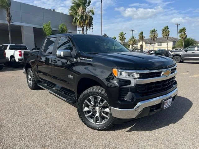 Used 2025 Black Chevrolet LT image 1