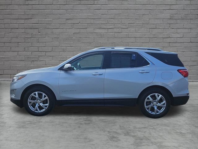 Used 2019 Chevrolet Equinox LT with VIN 2GNAXLEXXK6112555 for sale in Garden City, MI