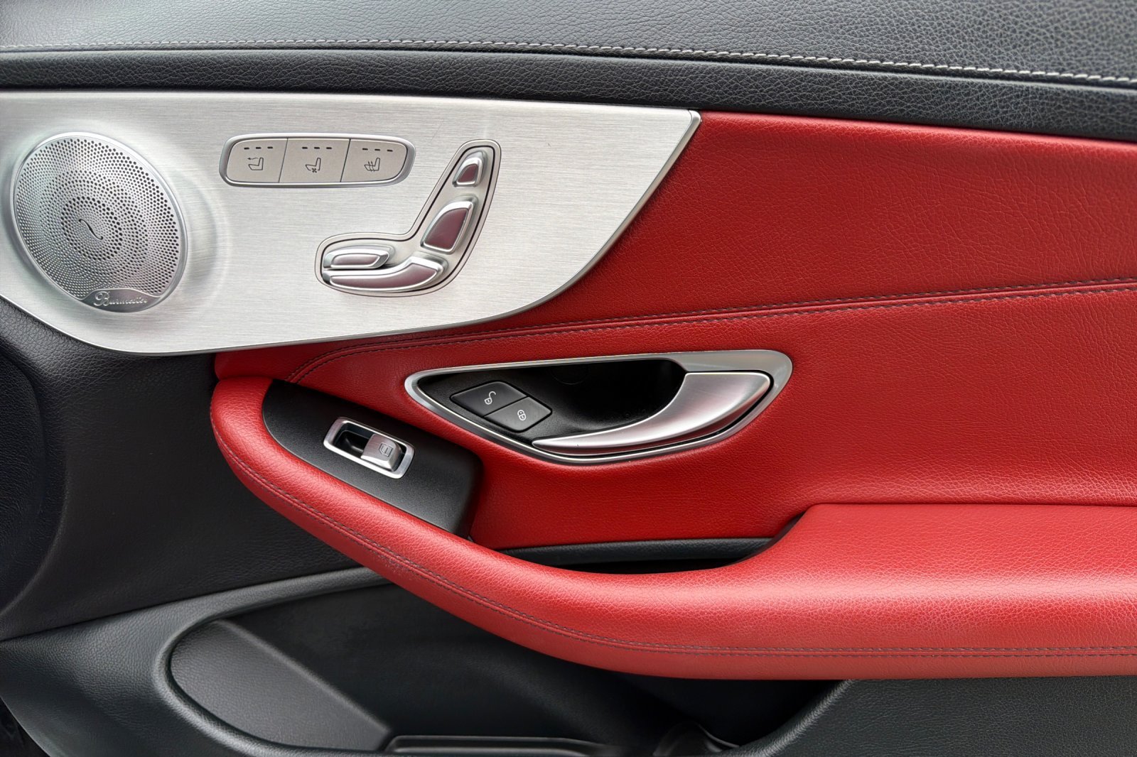 Used 2017  Mercedes-Benz C 300 image 35