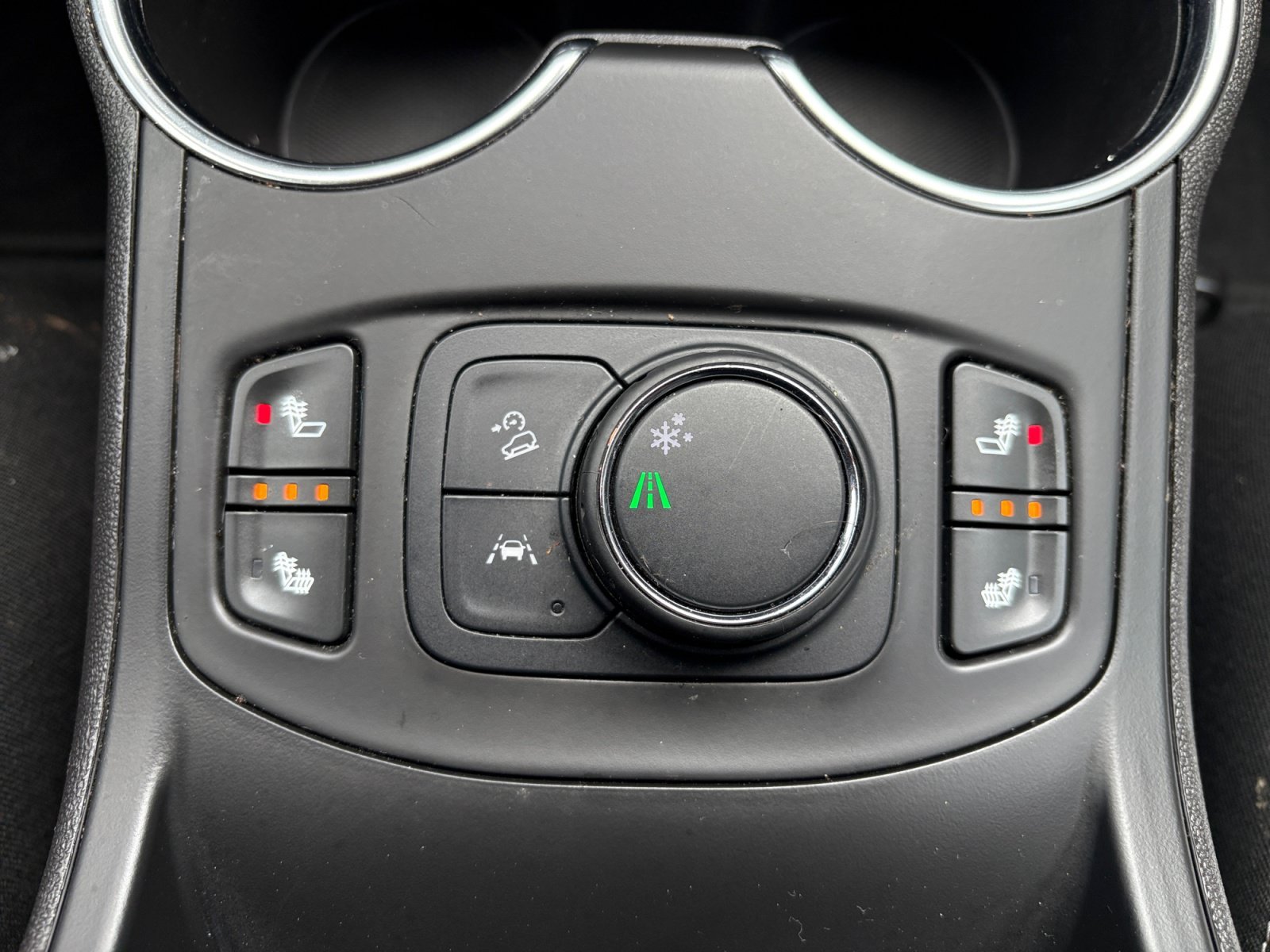Used 2024 Sterling Metallic GMC SLE image 22