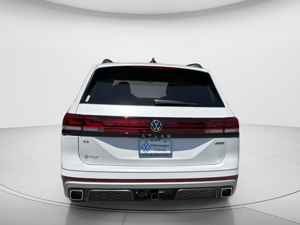 New 2026 Opal White Pearl Volkswagen 2.0T Peak Edition image 9