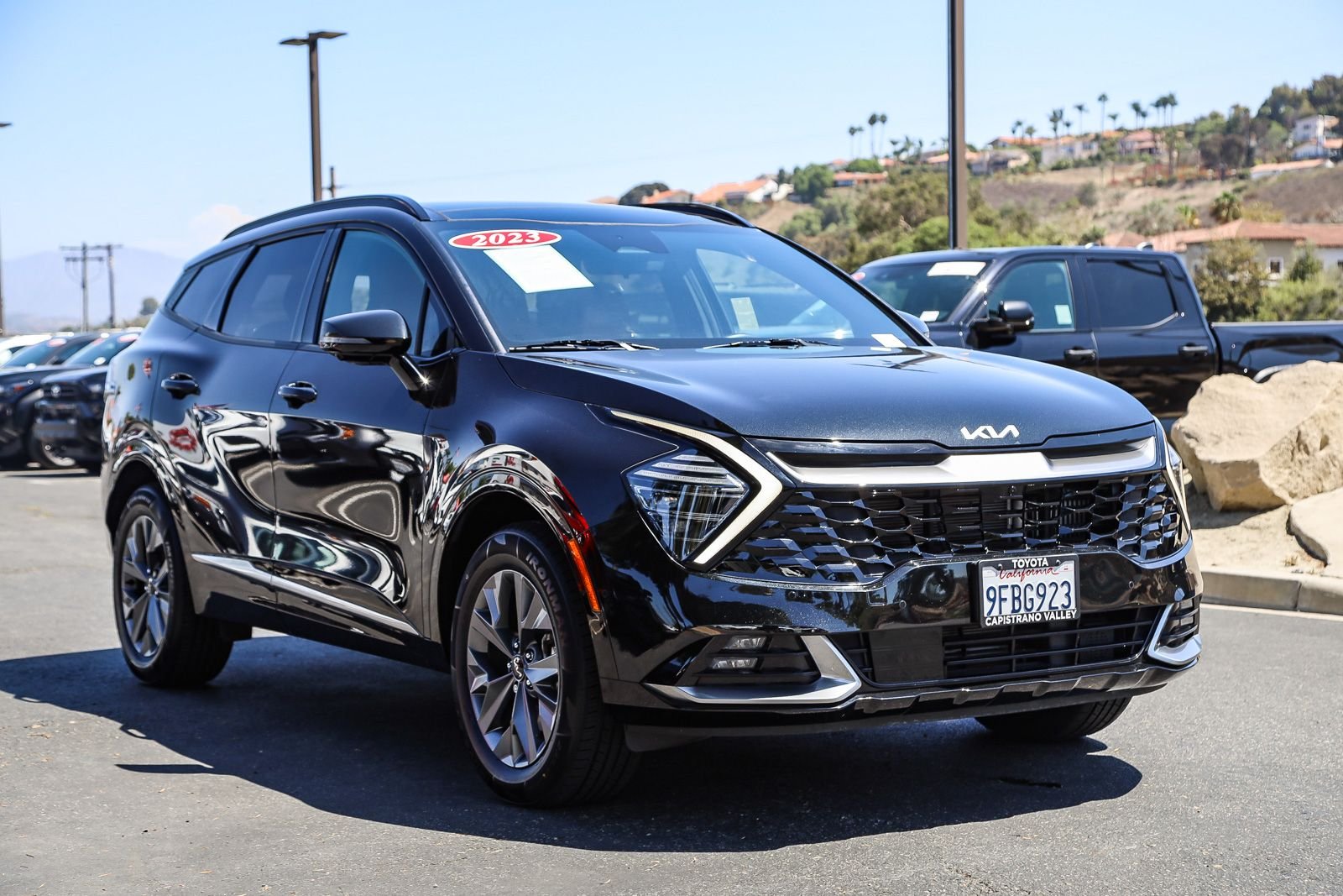 Used 2023 Black Kia SX-Prestige image 3