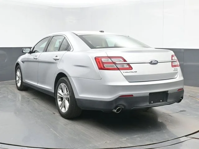 Used 2013 Ingot Silver Ford SEL image 7