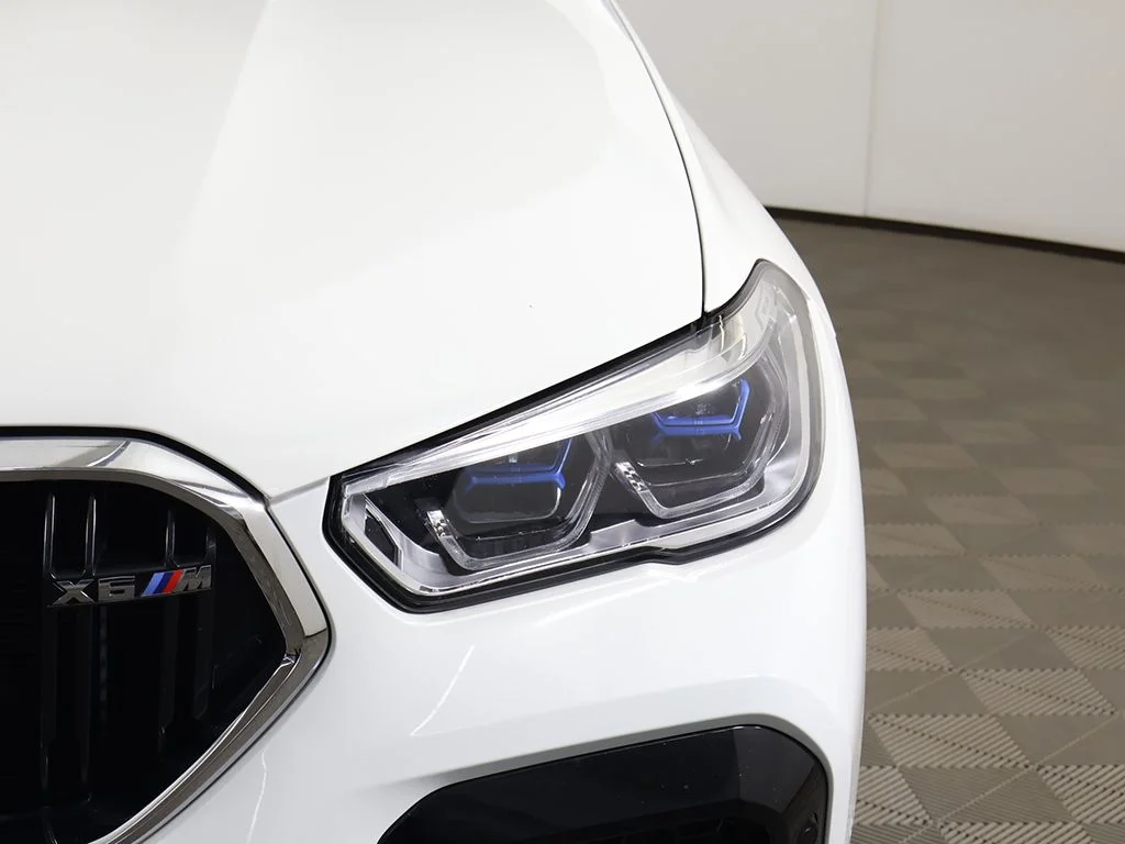 Used 2023 Alpine White BMW Base image 21