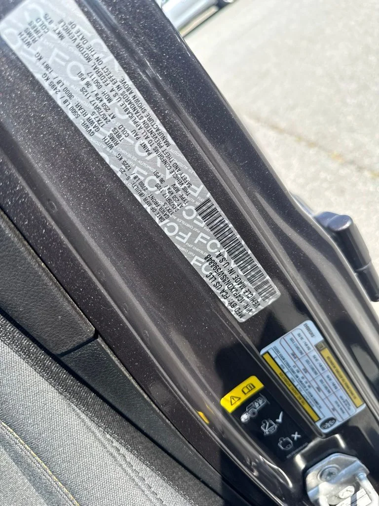 Used 2025 Gray Jeep Sport S image 23