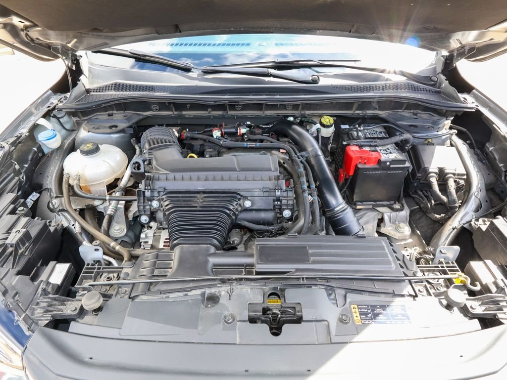 Used 2025 Gray Ford ST-Line Select image 32