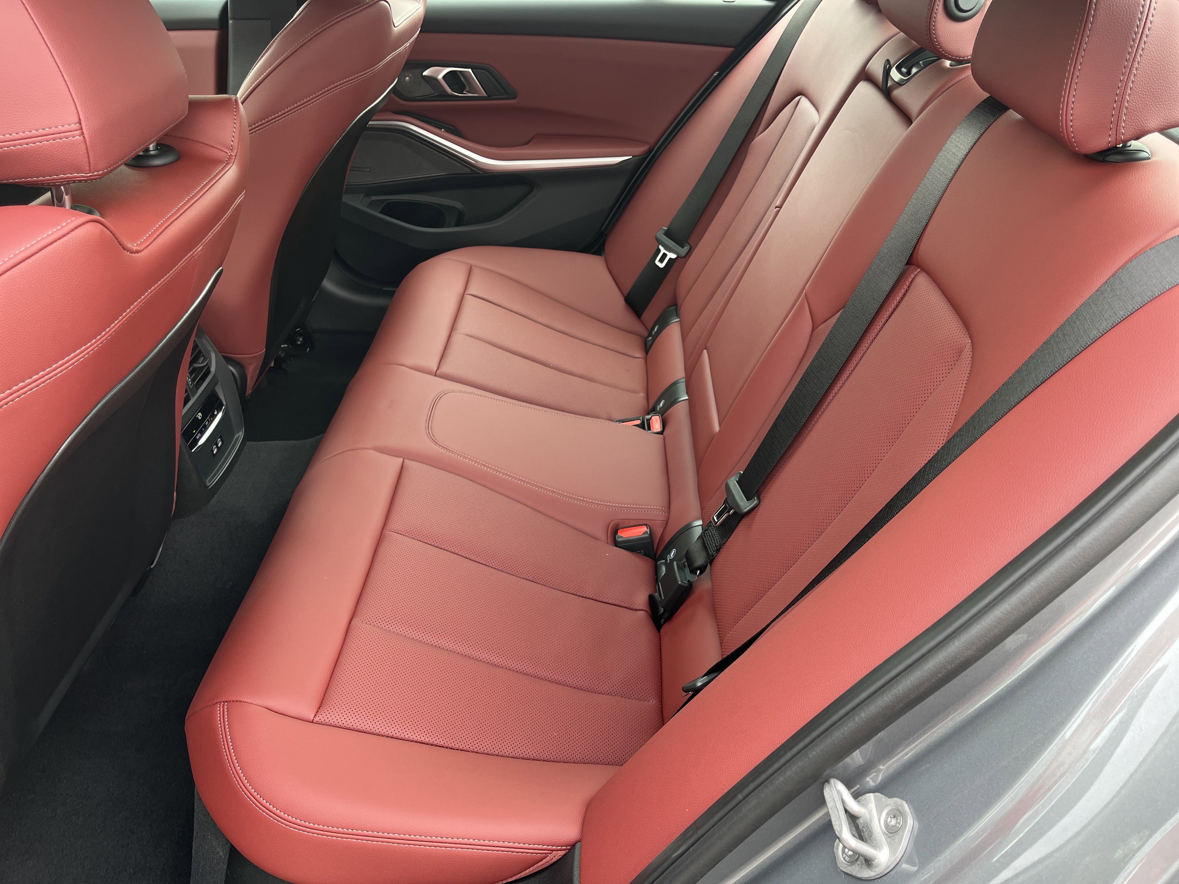 2026 BMW 3 Series 330i - Photo 21