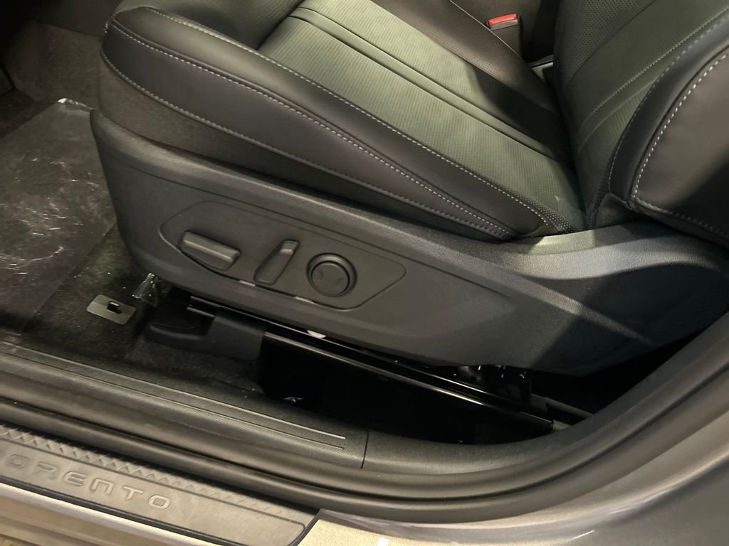 New 2026 Beige Kia EX image 14