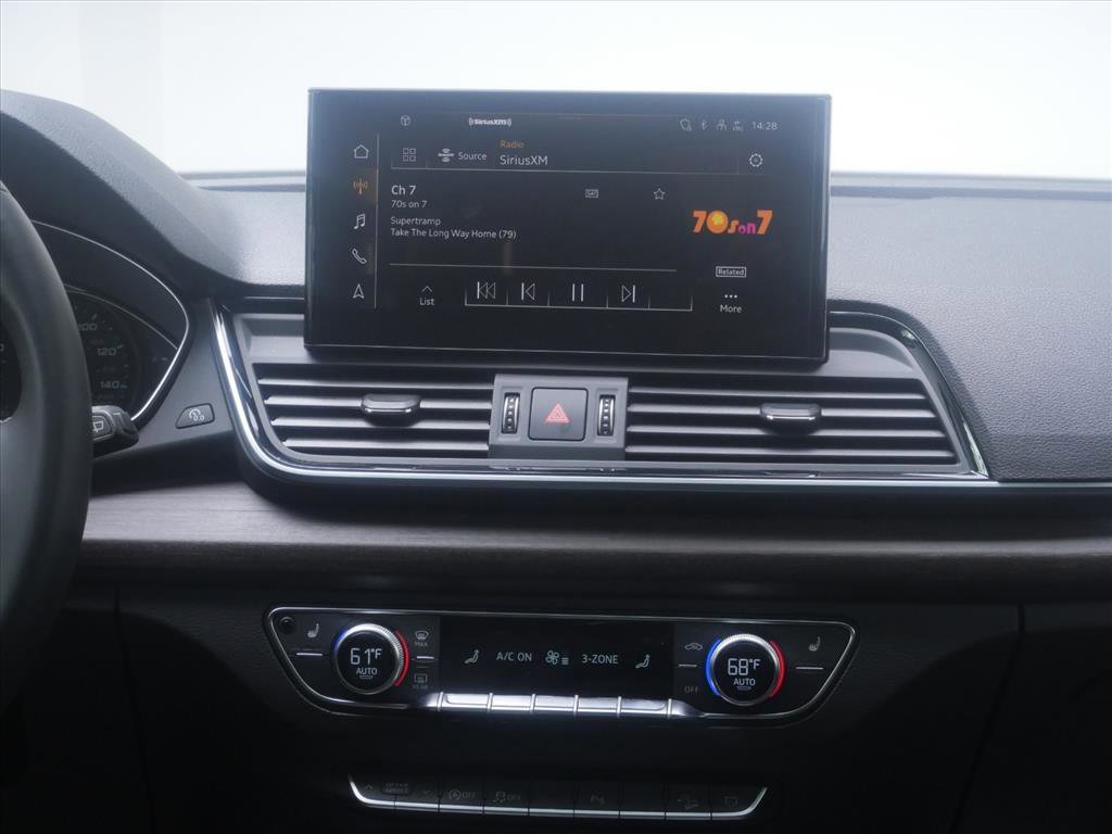 Used 2024 Silver Metallic Audi S line Premium image 29