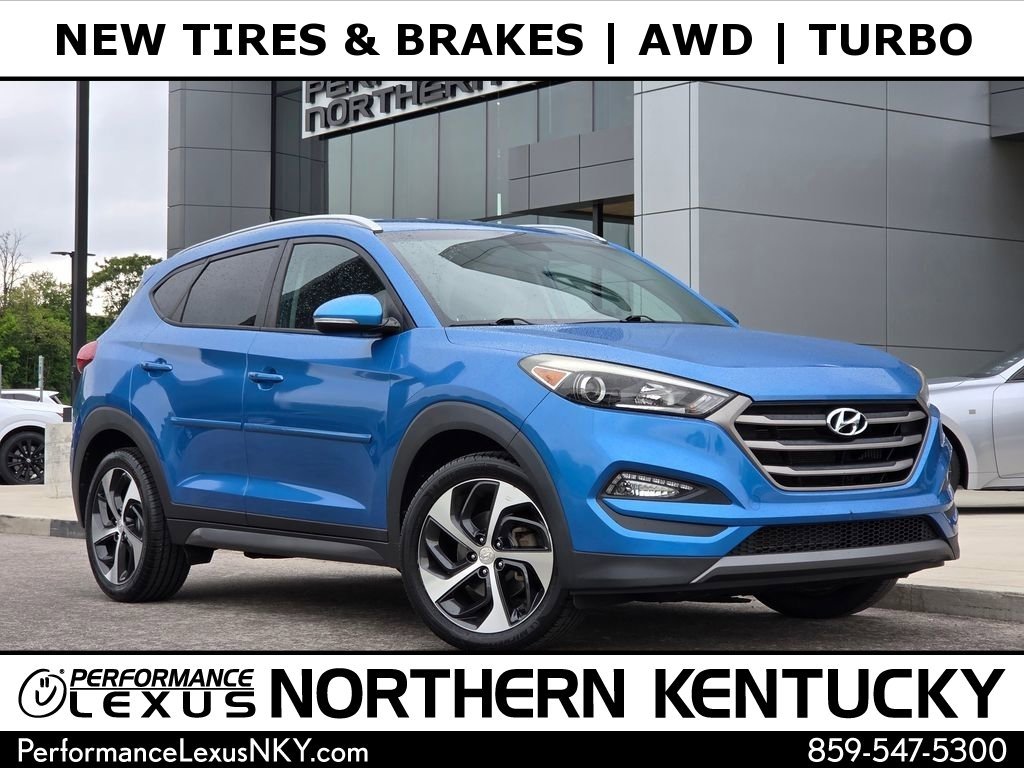 Used 2016 Caribbean Blue Hyundai Sport image 1