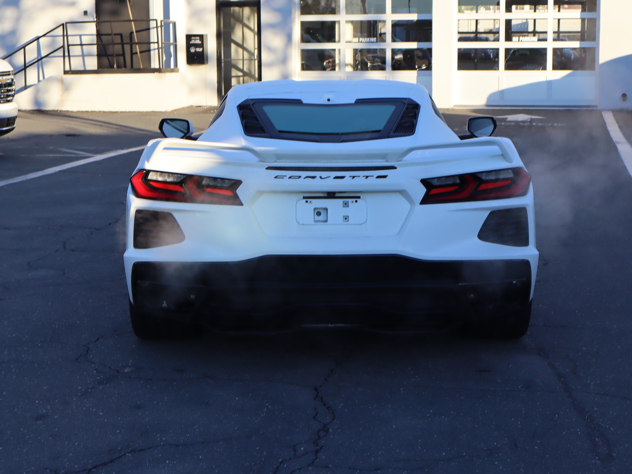 Used 2024 Arctic White Chevrolet 3LT image 8
