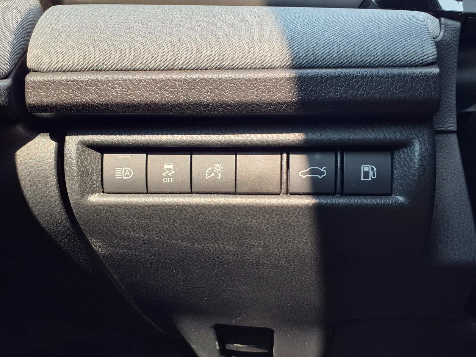 Used 2025 BLack Toyota LE image 14