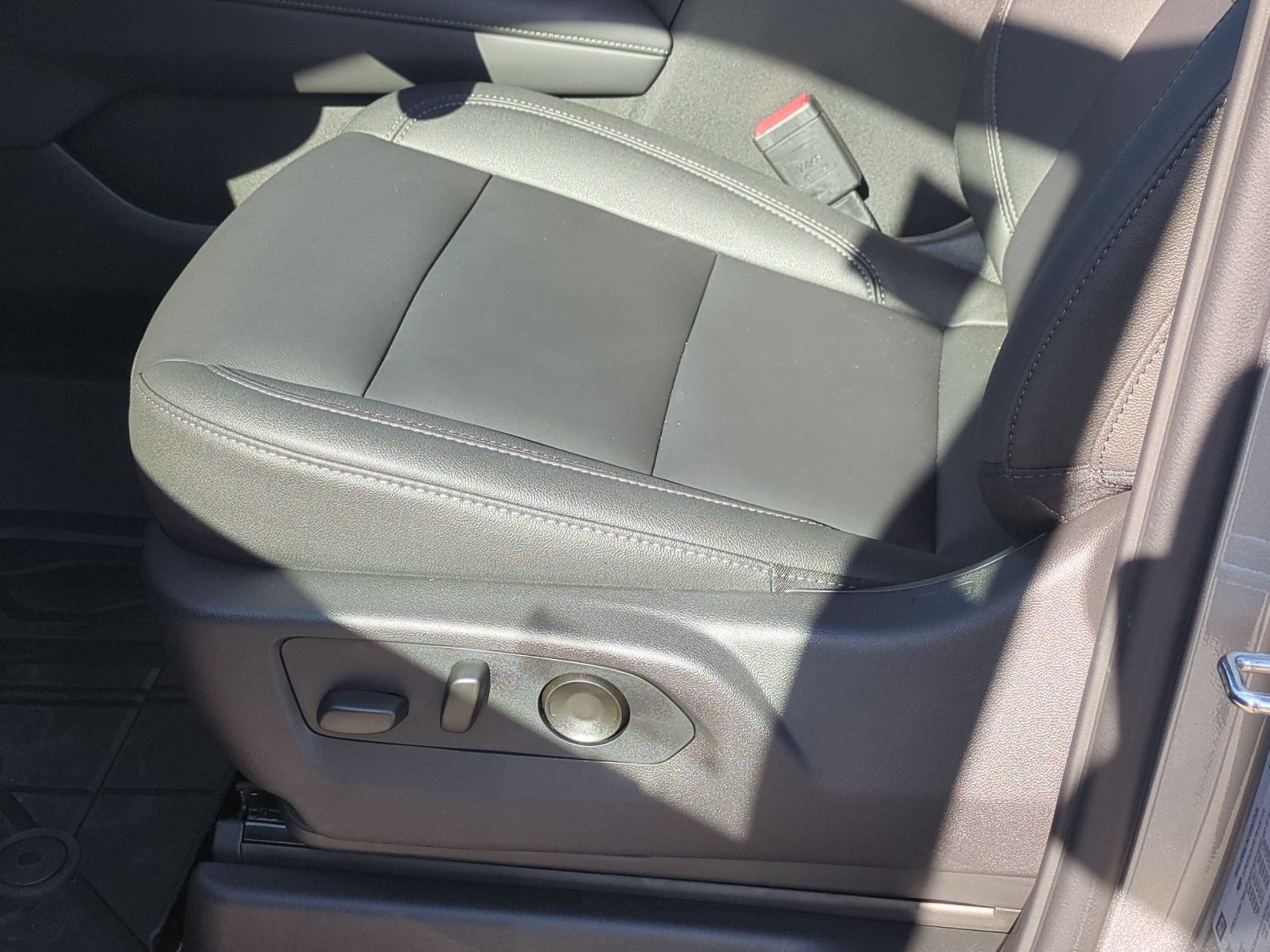 New 2026 Sterling Gray Metallic Chevrolet LT image 12