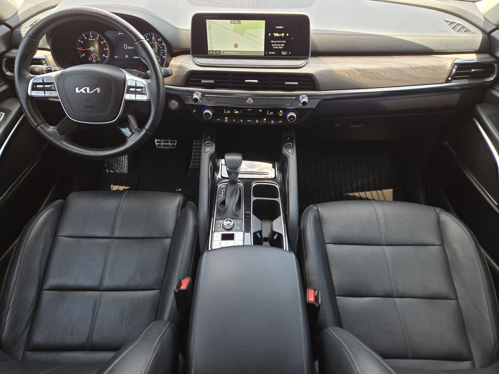 Used 2022 Gray Kia SX image 23