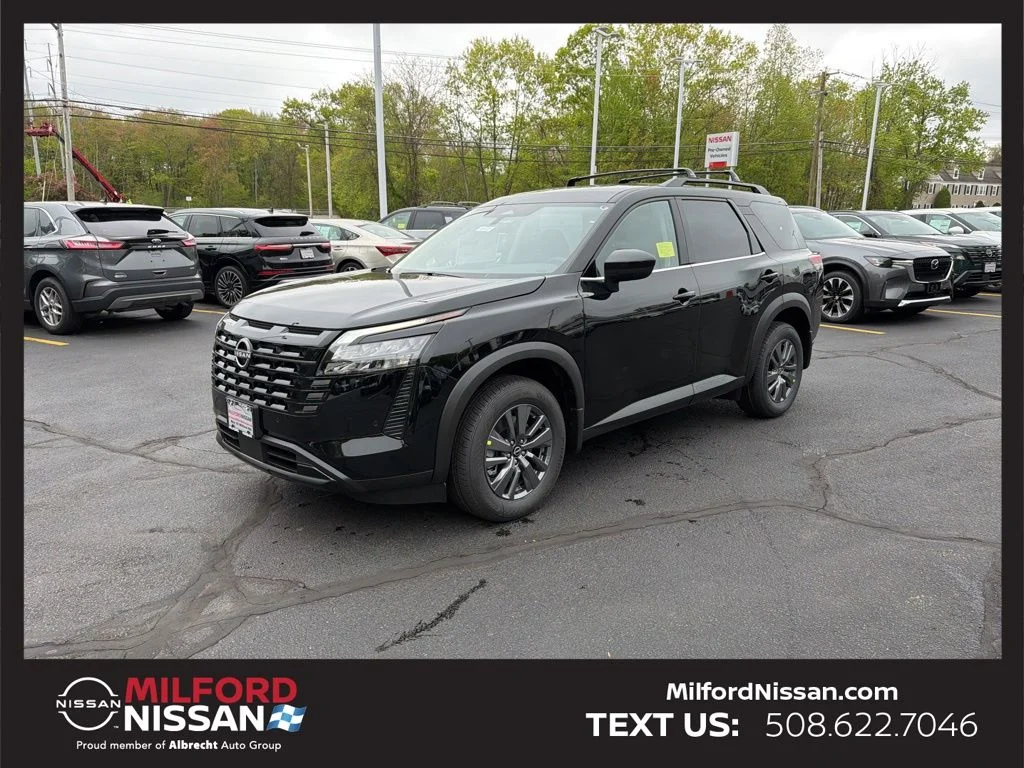 2026 Nissan Pathfinder SV 4WD's photo