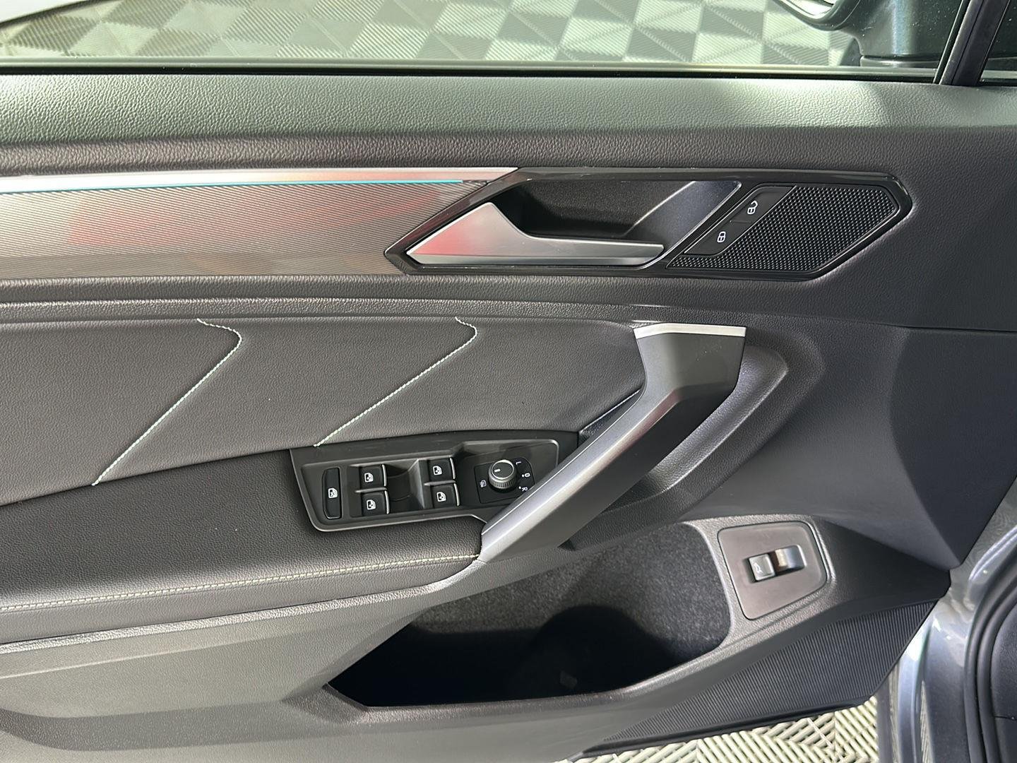 Used 2024 Platinum Gray Metallic Volkswagen SE R-Line Black image 18