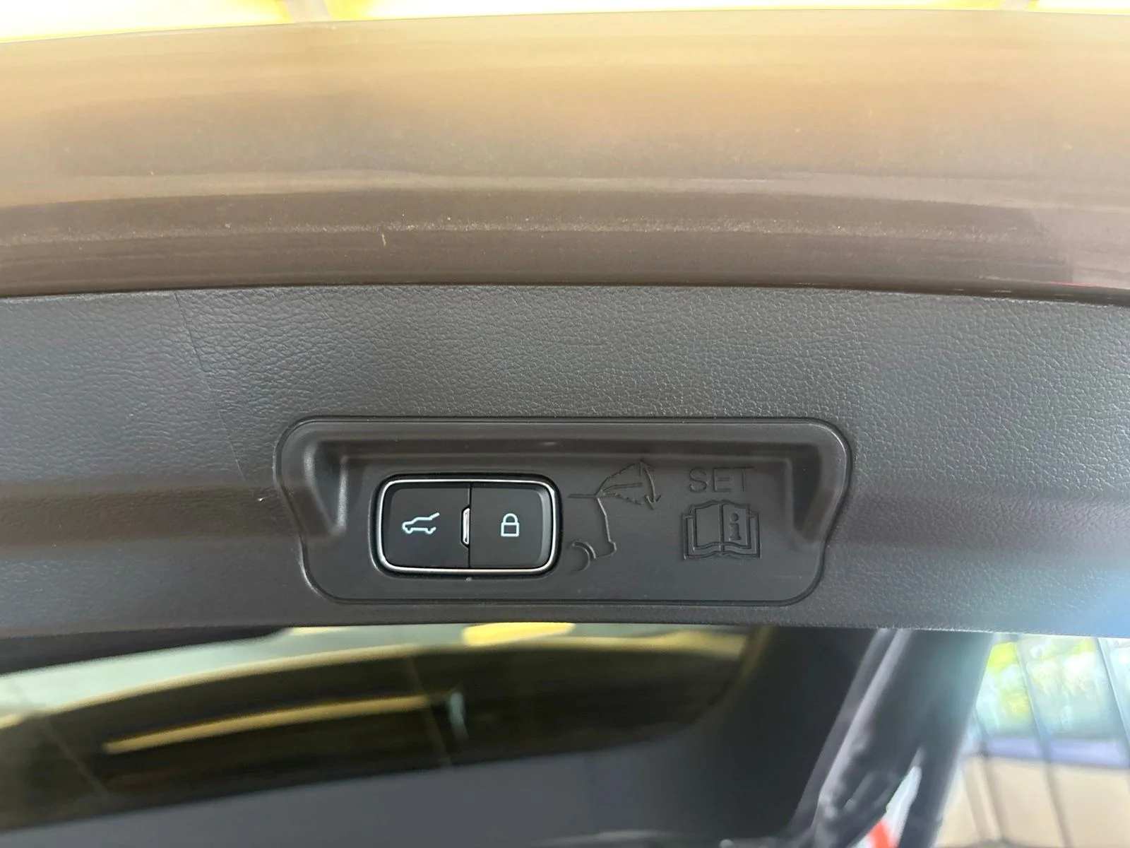 Certified Used 2025 Carbonized Gray Metallic Ford Platinum image 25