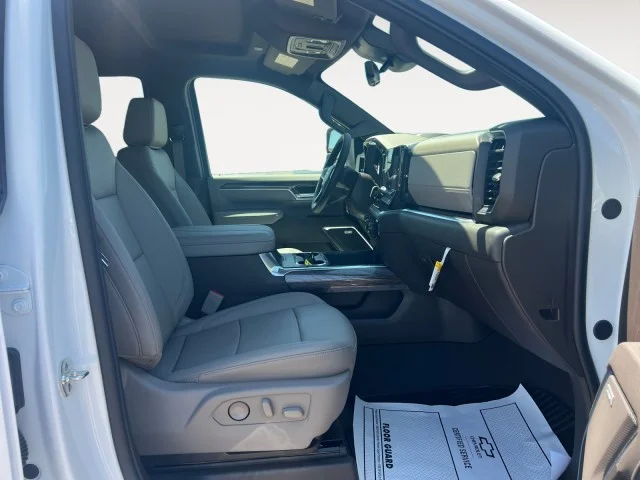 2026 Chevrolet Silverado 3500HD LTZ - Photo 15
