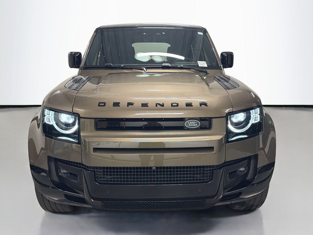 Used 2024  Land Rover X-Dynamic SE image 6