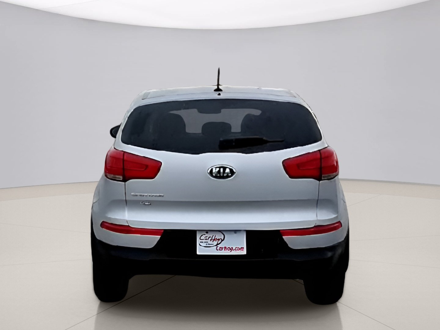 Used 2016 Silver Kia LX FWD image 3