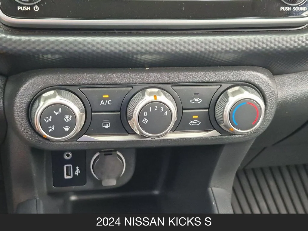 Used 2024 Blue Nissan S image 22