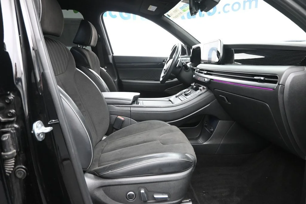 Used 2024 Black Hyundai Calligraphy Night Edition image 10