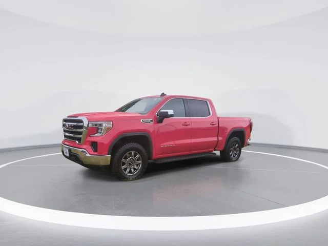 Used 2019 Red GMC SLE image 4