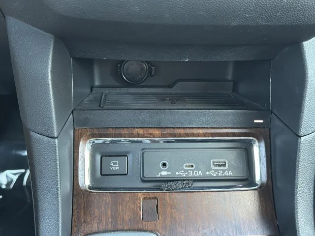 Used 2024 Brown Subaru Touring image 22