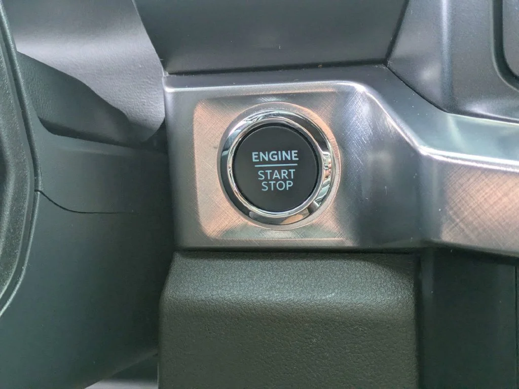 Used 2025 White Ford King Ranch image 31