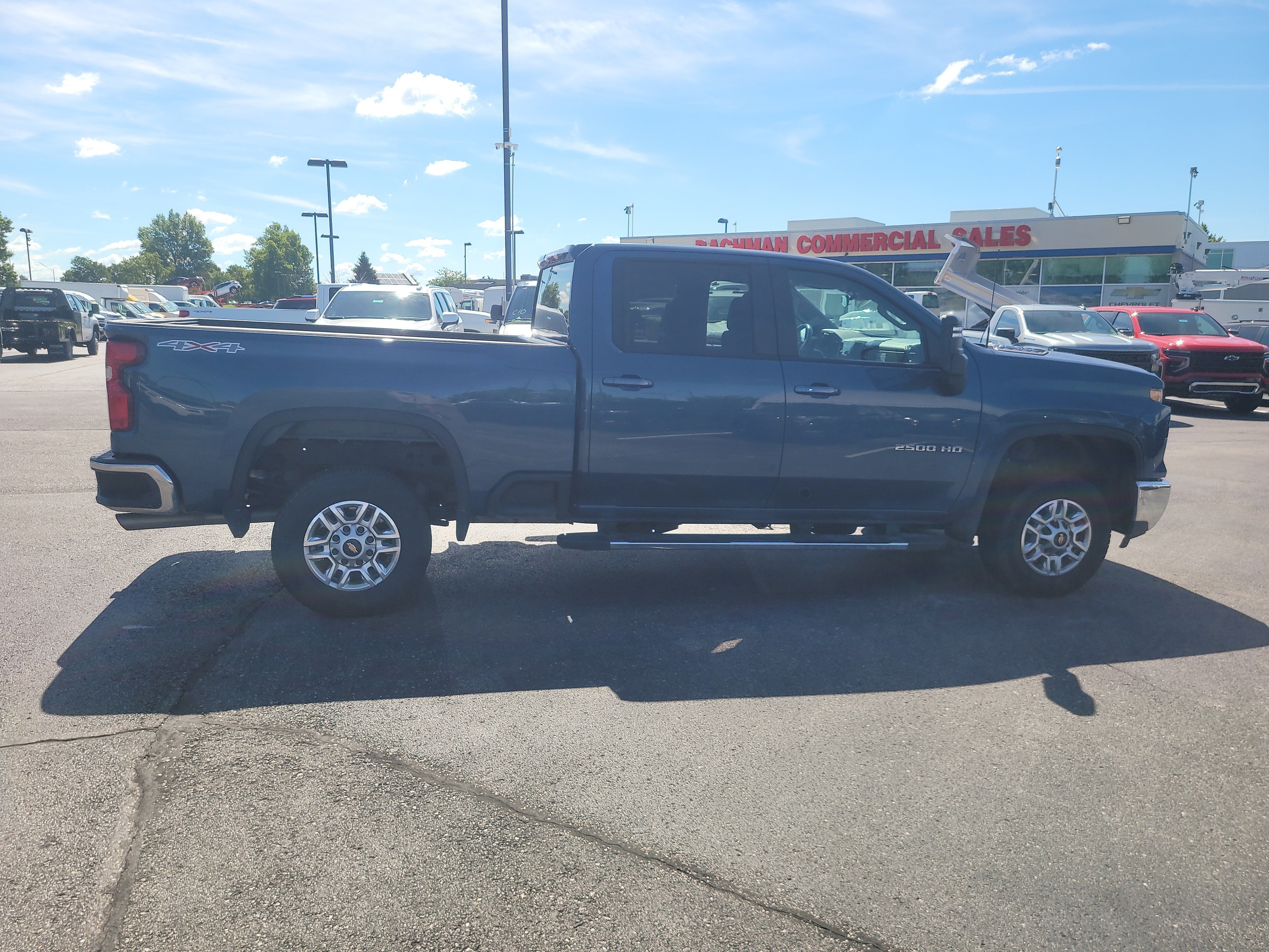 Used 2025 Lakeshore Blue Metallic Chevrolet LT image 2
