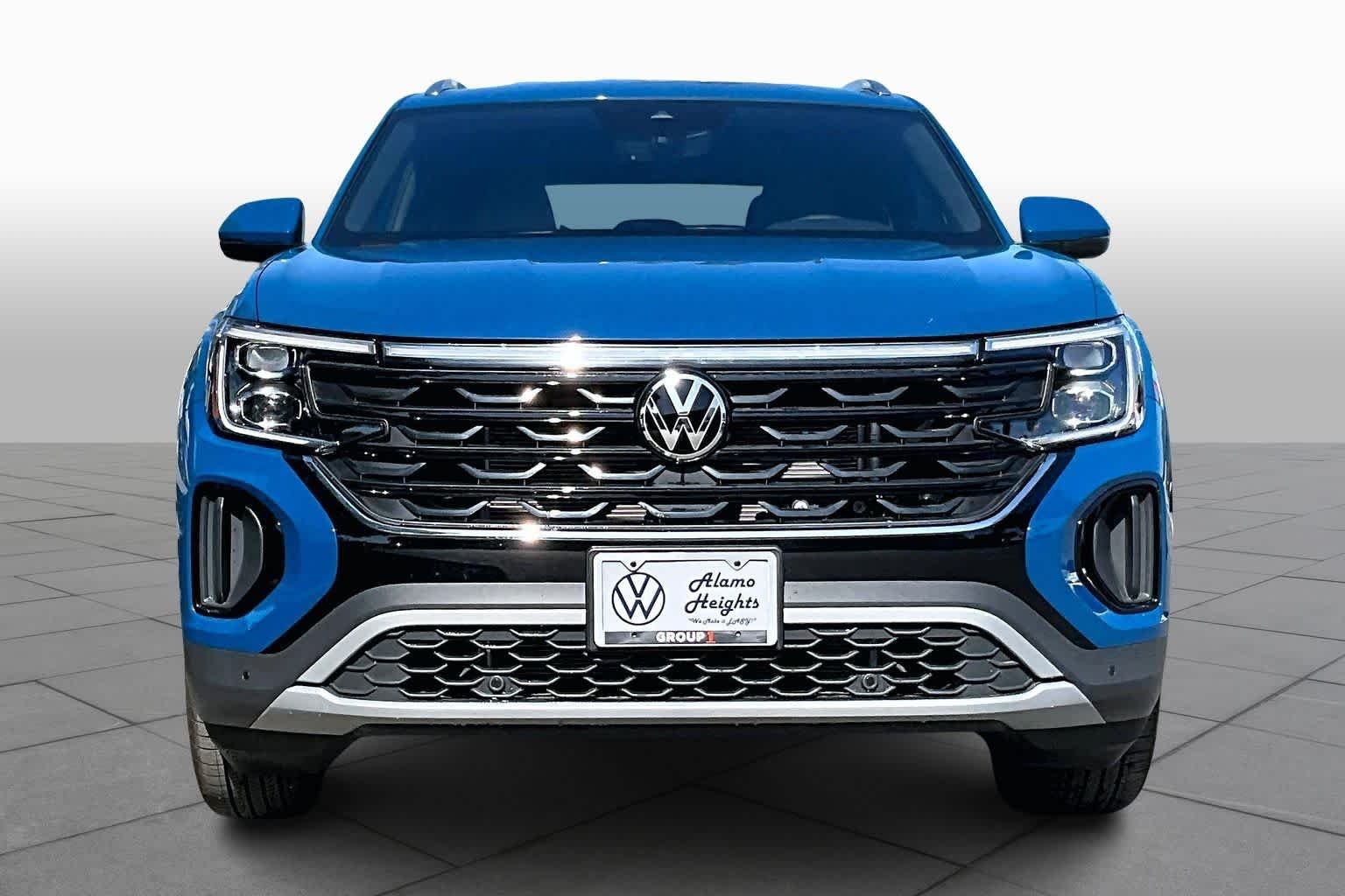 New 2026 Mountain Lake Blue Metallic Volkswagen 2.0T SE W/TECHNOLOGY image 3