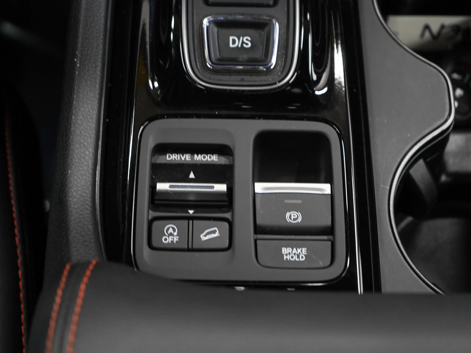 Used 2025 Sonic Gray Honda TrailSport AWD image 22