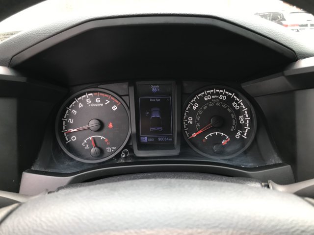 Used 2018 Super White Toyota SR image 14