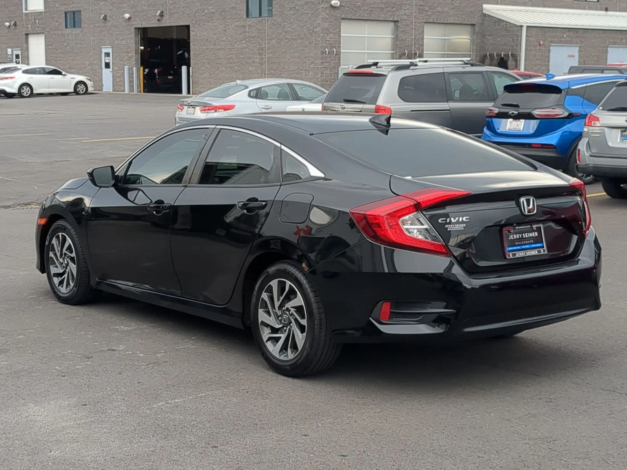 Used 2017 Crystal Black Pearl Honda EX image 3