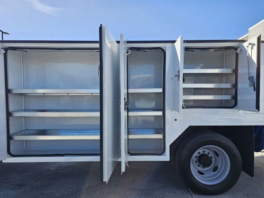 New 2024 Oxford White Ford XL image 22