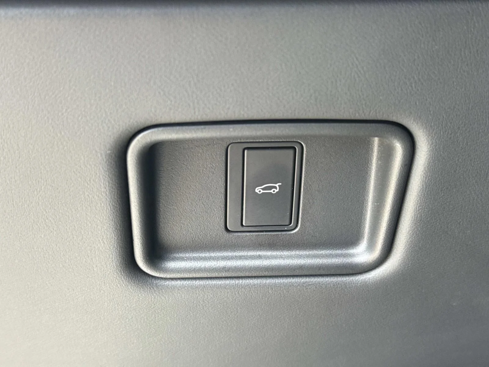 Certified Used 2025 Gray Land Rover S image 21