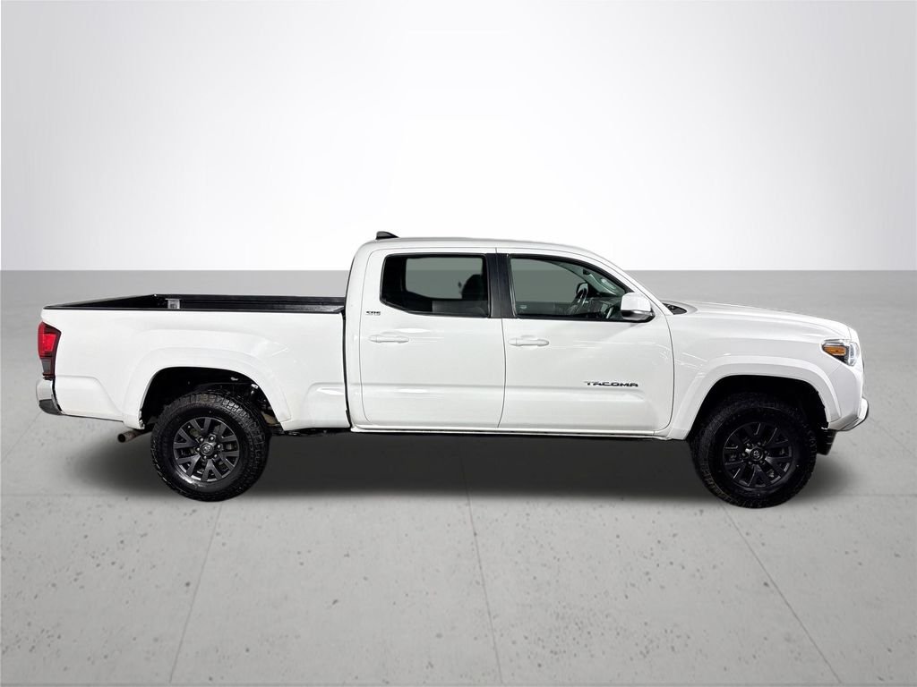 Used 2020 White Toyota SR5 image 5