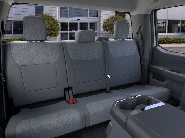New 2026 Oxford White Ford XLT image 11