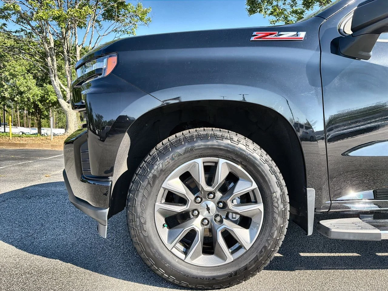 Used 2022 Black Chevrolet RST image 28