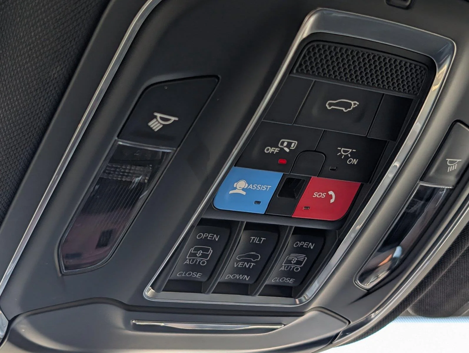 Used 2025 Diamond Black Crystal Pearlcoat Jeep Summit image 27