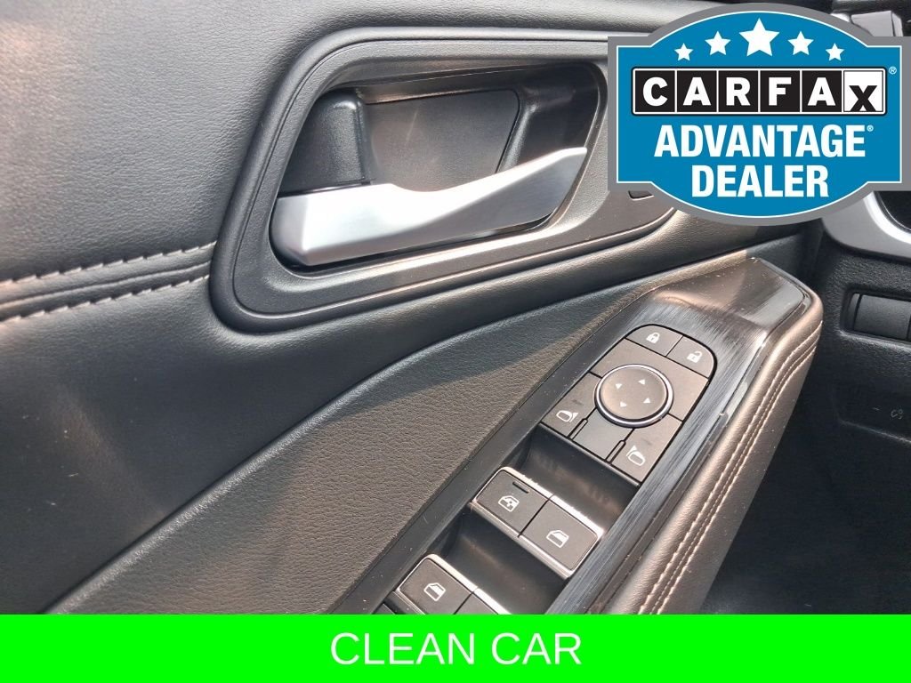 Used 2024 White Nissan SL image 24