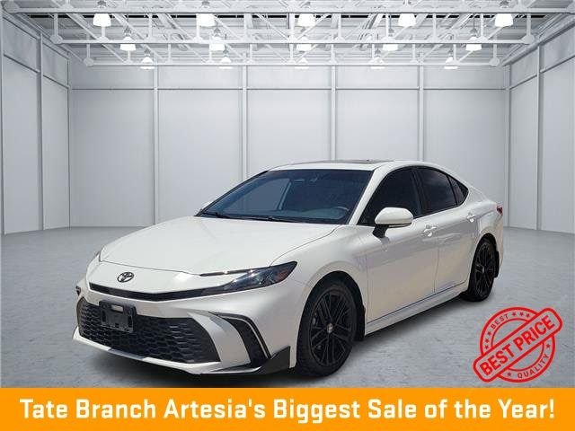 Used 2025 White Toyota SE image 1