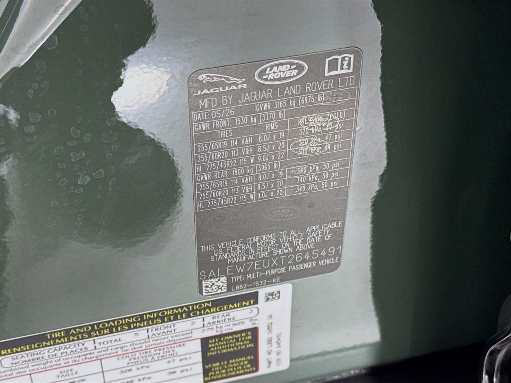 New 2026 Keswick Green Land Rover Trophy Edition Deep Sandglow image 34