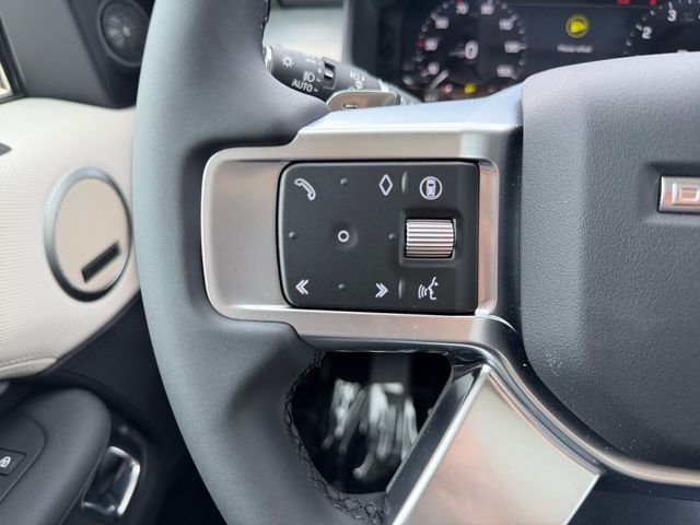 New 2026 Fuji White Land Rover Gemini Edition image 22