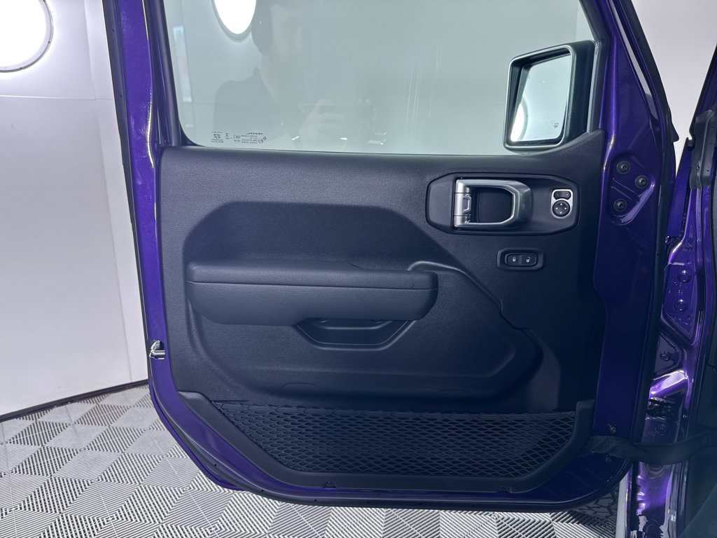 New 2026 Reign Jeep Mojave image 28