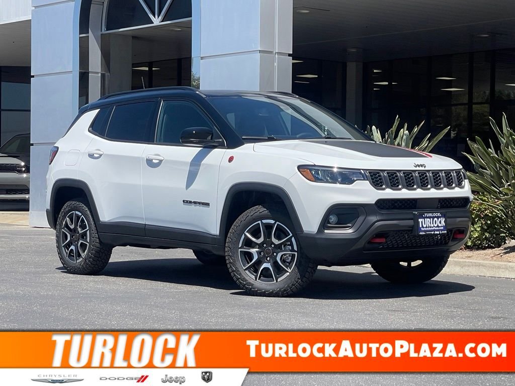 New 2026 Bright White Clear-Coat Exterior Paint Jeep Trailhawk image 1