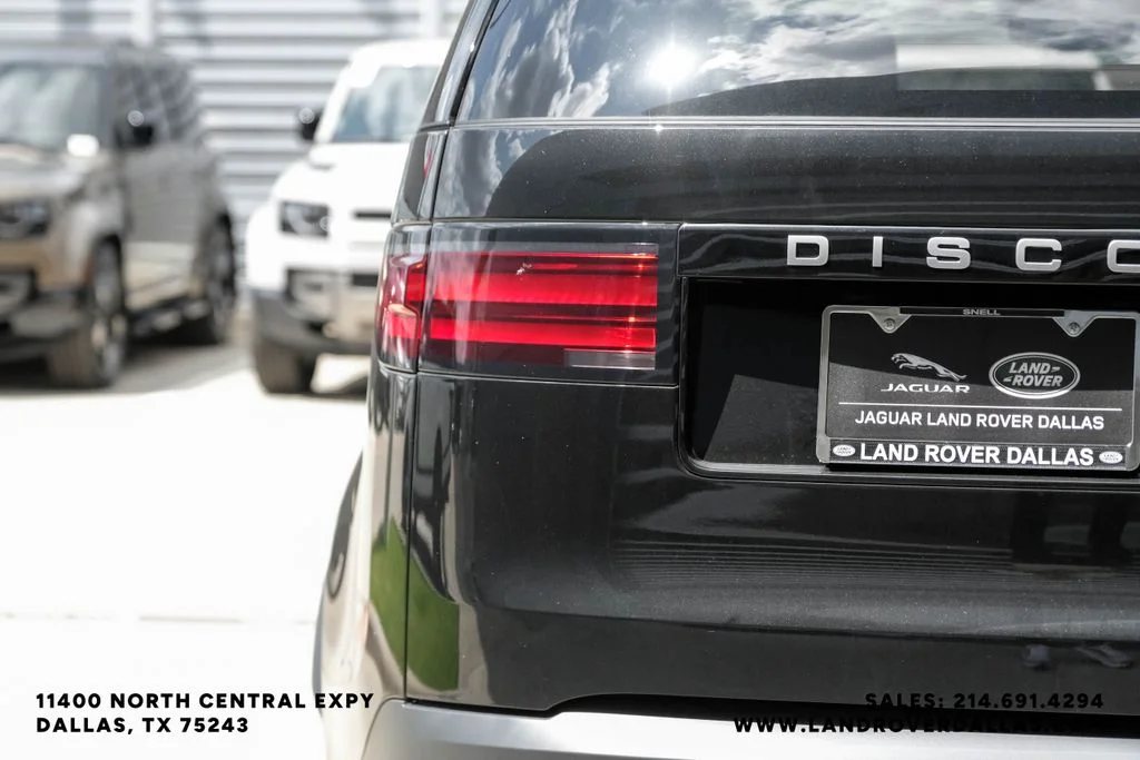 New 2026 Santorini Black Metallic Land Rover S image 50