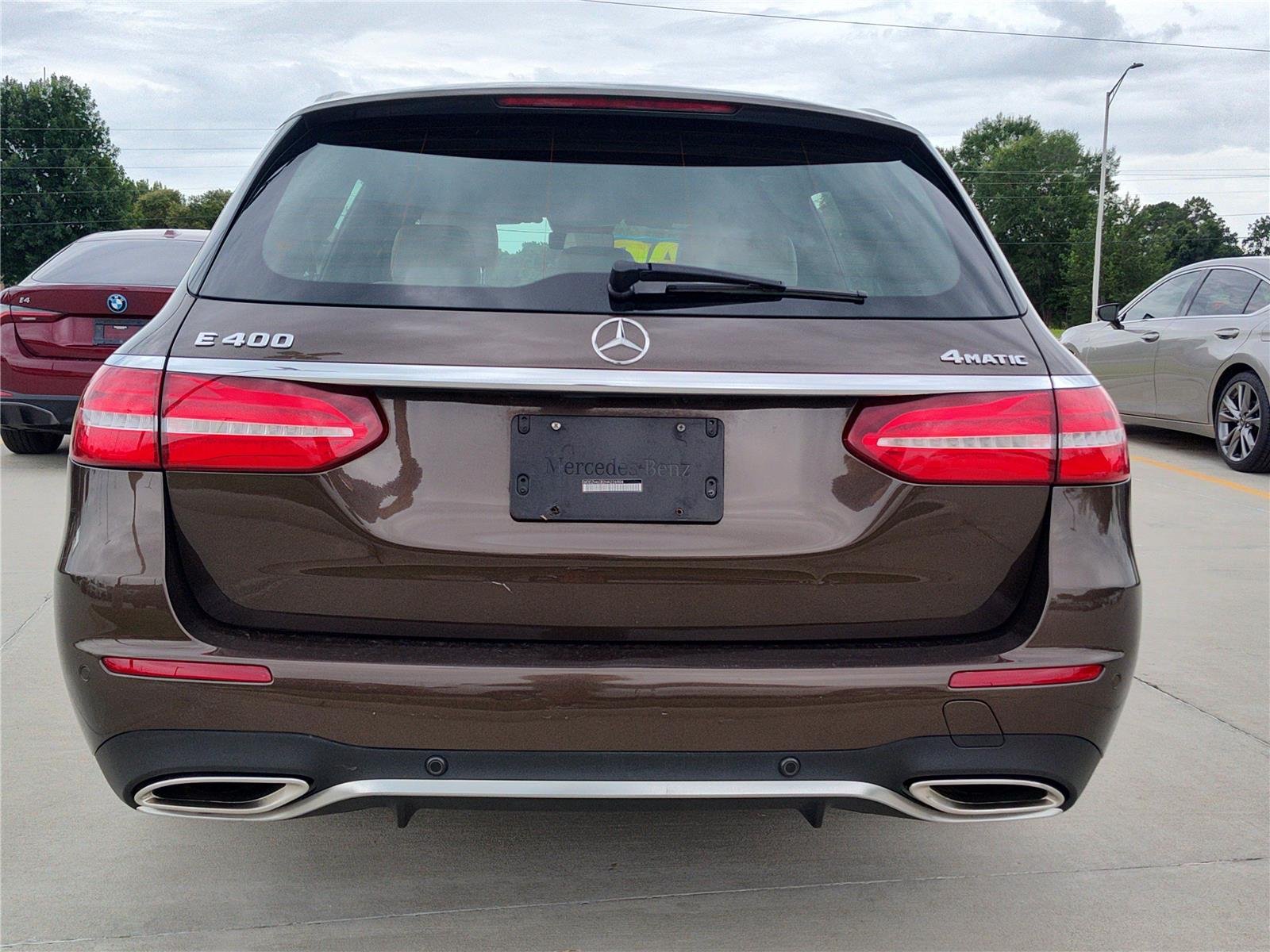 Used 2017 Dakota Brown Metallic Mercedes-Benz E 400 Sport image 5