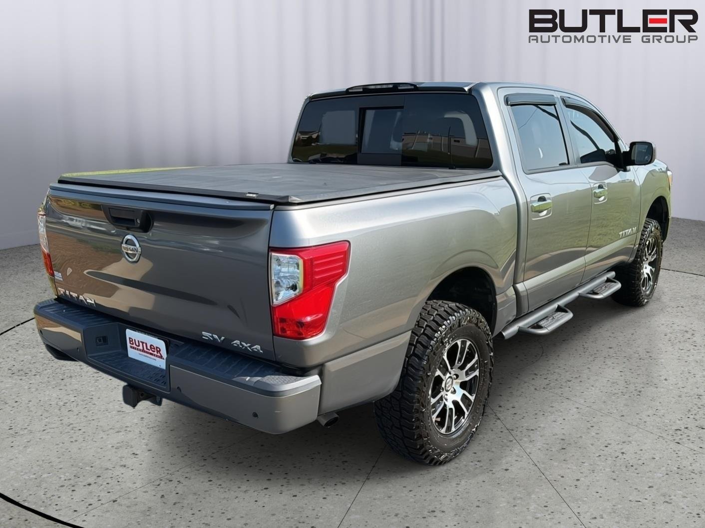 Used 2021 Gun Metallic Nissan SV image 6